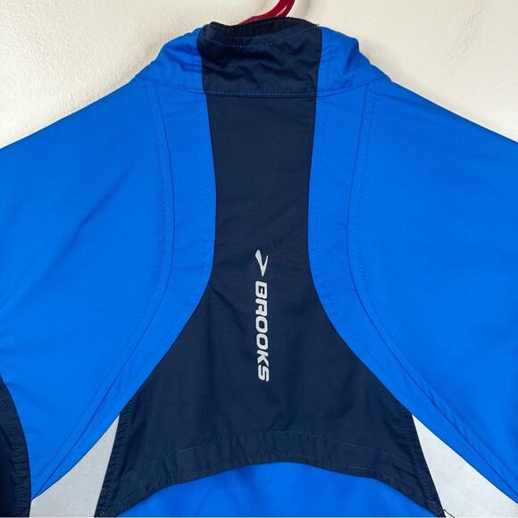 Brooks Infiniti Jacket Womens Small Blue Windbreaker Full Zip Running Outdoors - Picture 4 of 10